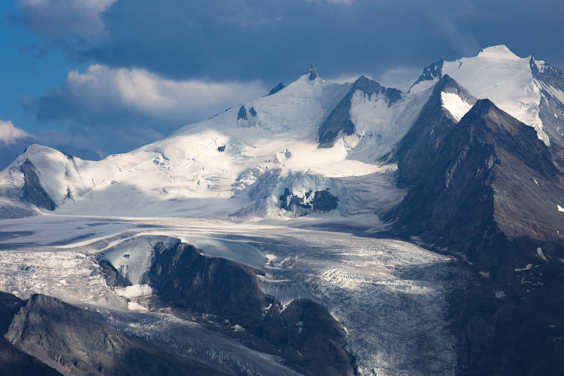Augstbordhorn 2971 m — Tagestour nach der Arbeit, teils abseits des Wegs