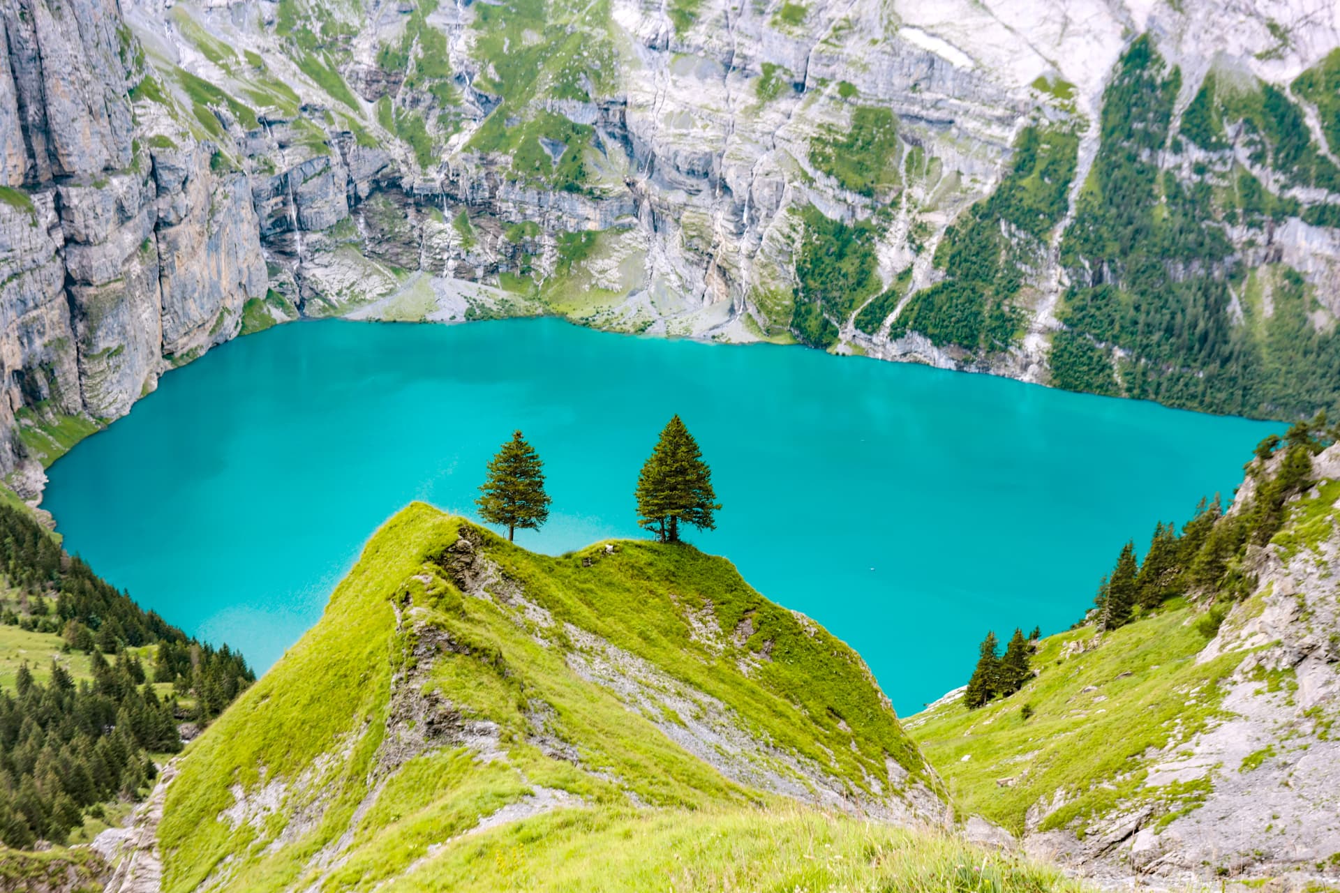 Oeschinensee — Tagesausflug ab Sion (Autoverlad durch den Lötschberg)
