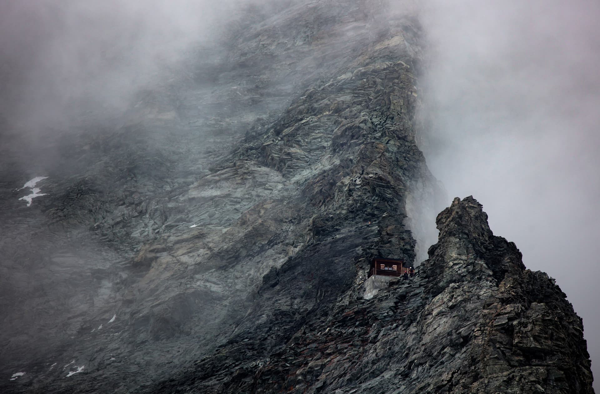 Hörnlihütte unter der Matterhornwand — Tagestour ab Zermatt
